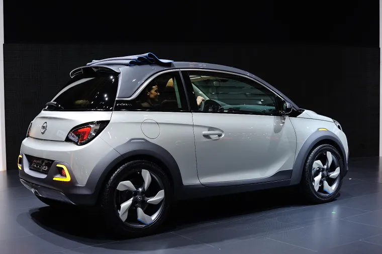 Opel Adam Rocks