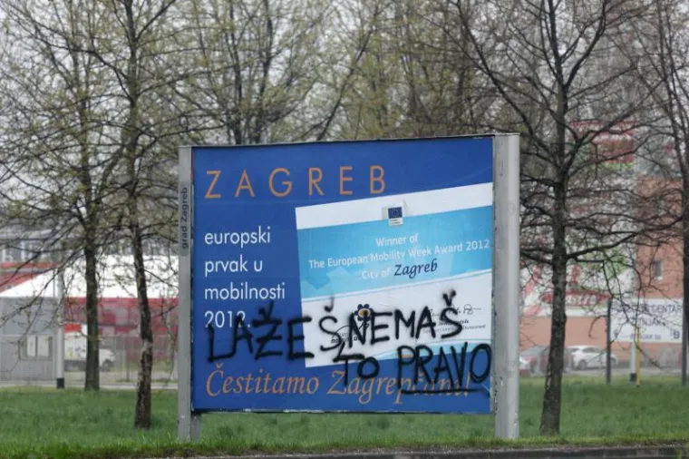 Žestoki rat plakatima uoči izbora