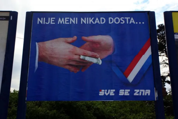 Žestoki rat plakatima uoči izbora