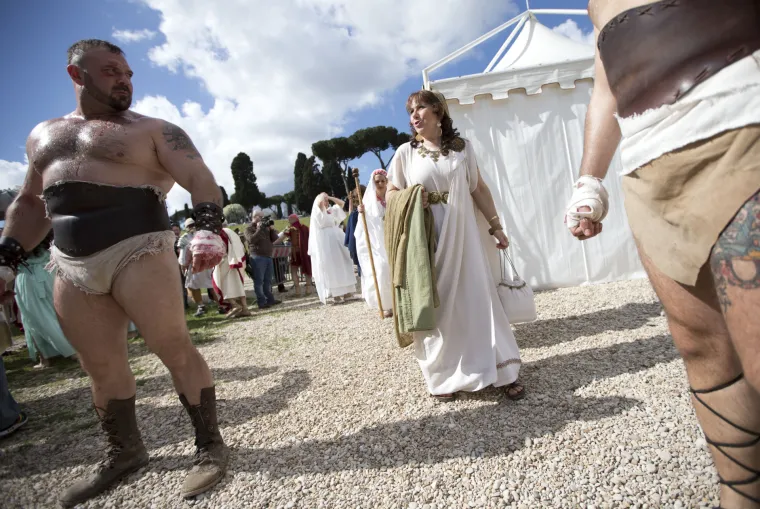 Kostimirana proslava rođendana grada Rima