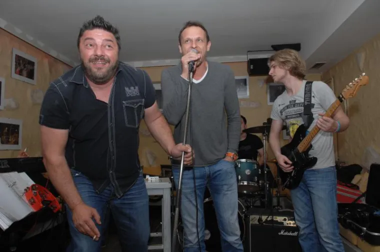 Hrvatski glumci se opustili na razuzdanom tulumu