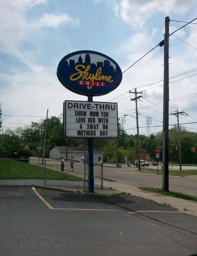 Čudni momenti i čestitke za Majčin dan