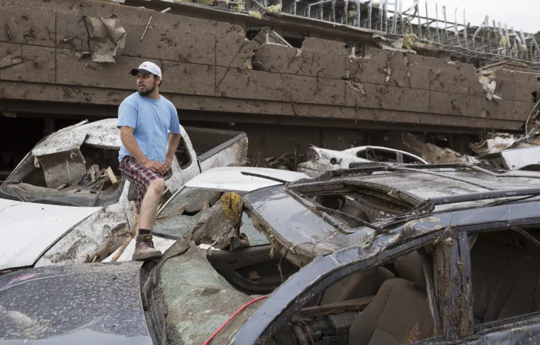 Snažni tornado poharao Oklahomu