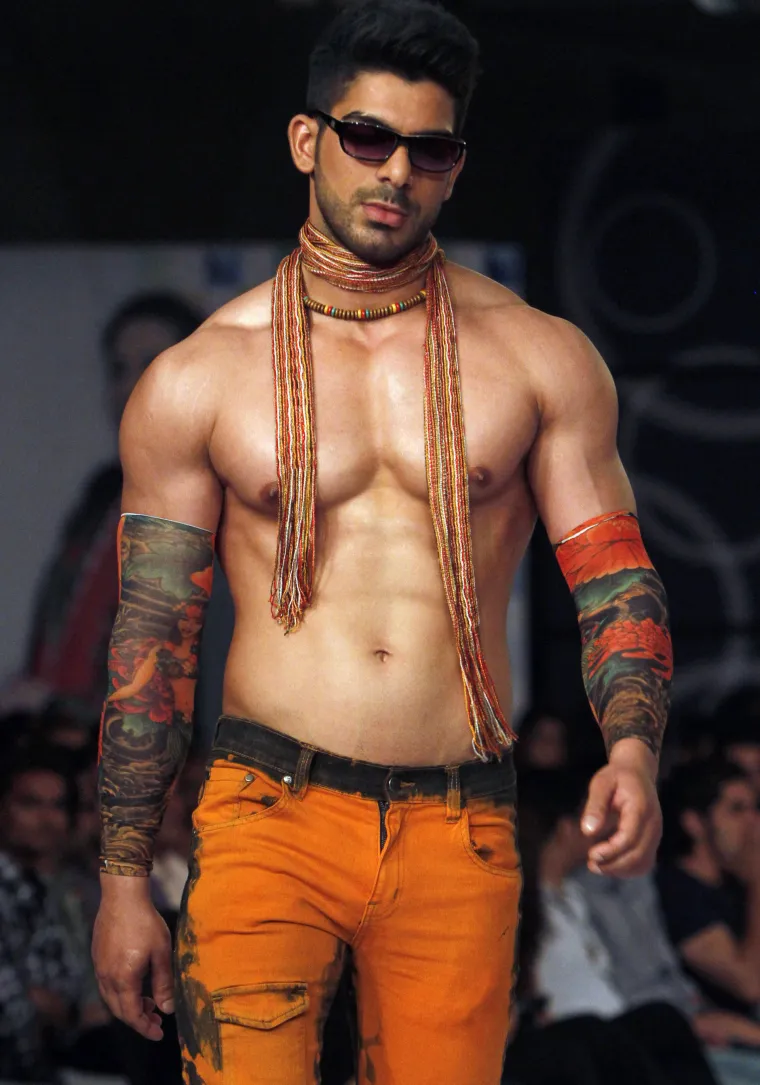 Nova moda u Pakistanu sa Men's Fashion Week u Karachu