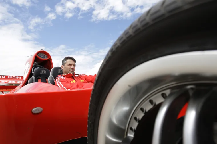 Mi&scaron;o Kuzmanović svojim rukama je napravio repliku formule F-1