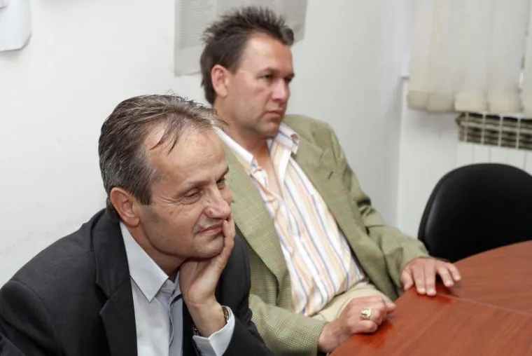 Kako se slavilo i tugovalo u izbornoj noći