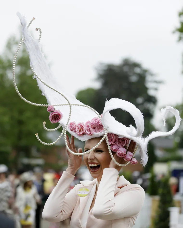 Ludi &scaron;e&scaron;iri na tradicionalnoj utrci u Engleskoj