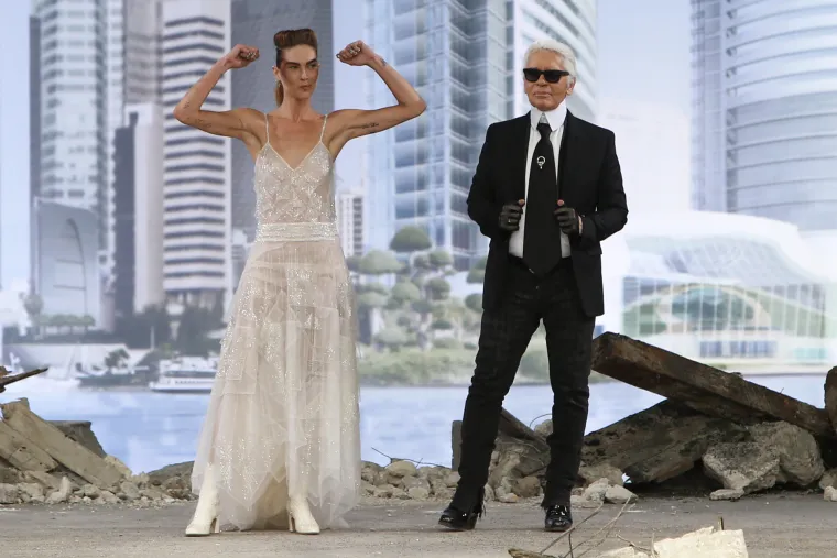 Paris Fashion Chanel