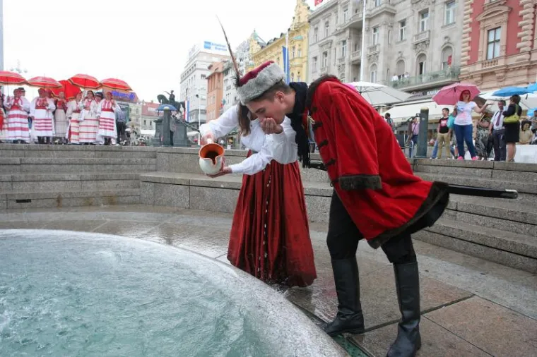 Reinkarnacija legende o Mandi