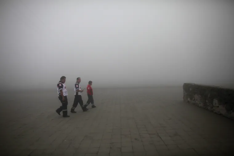 Vulkan Popokatepetl izbacuje pepeo