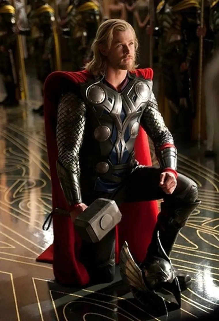 Thor - Chris Hemsworth 2011.