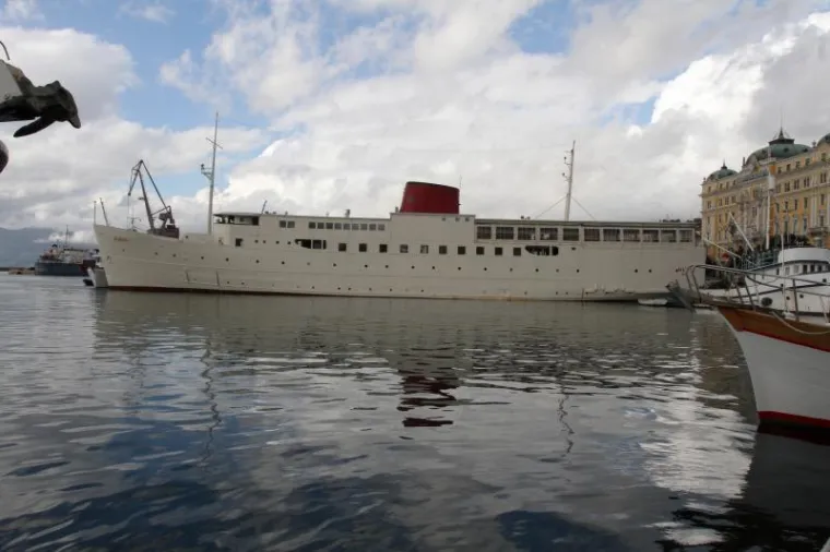 Otvoren prvi hrvatski botel