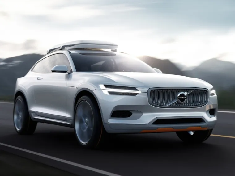 Kao i na već predstavljenom Volvo Concept Coupéu i lice novog Volva Concept XC Coupéa obilježava nova topografija poklopca motora te 'plutajuća' maska hladnjaka na koju se nastavljaju nova DRL dnevna svjetla u obliku slova T.