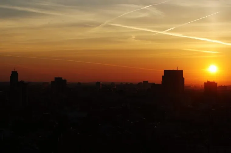 Prekrasno prvo proljetno svitanje u Zagrebu