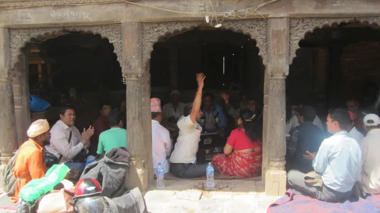 Došli smo u savršeno vrijeme jer su hindusi upravo održavali jednu od svojih ceremonija tijekom koje smo dobili dopuštenje za snimanje, ali smo i mi postali dio atrakcije za njih također