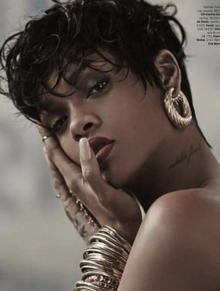 Rihanna u seksi editorijalu malo toga ostavila mašti