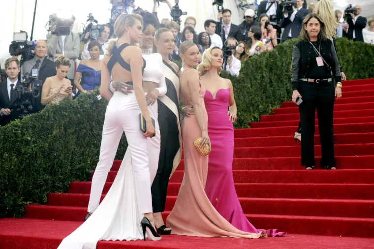 Planetarno popularne zvijezde 'poplavile' crveni tepih na Met Gali