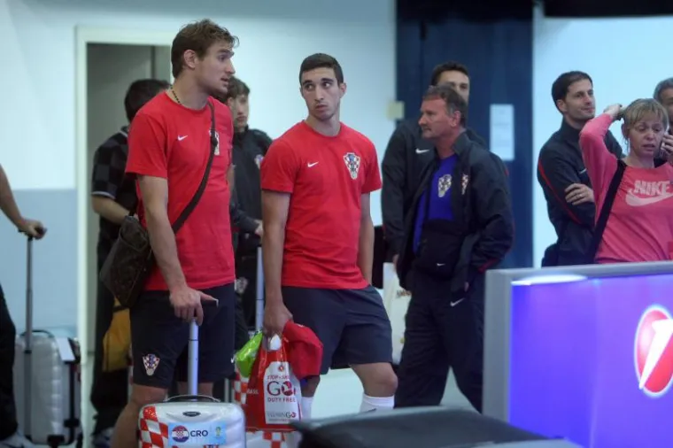 'Vatreni' sletjeli na Pleso