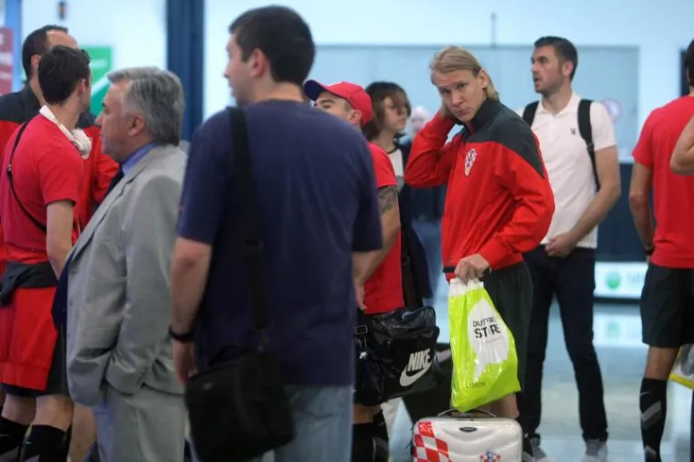 'Vatreni' sletjeli na Pleso