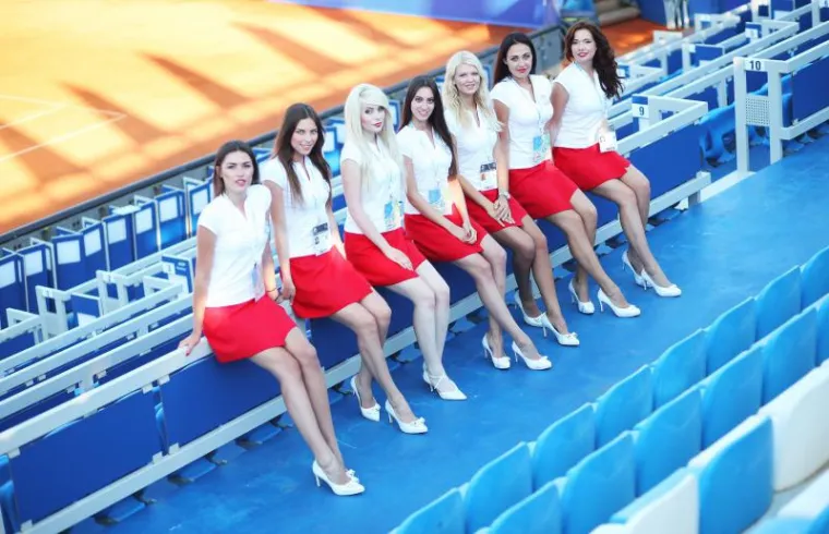 ATP Umag: Finalistice izbora za Miss hostesa