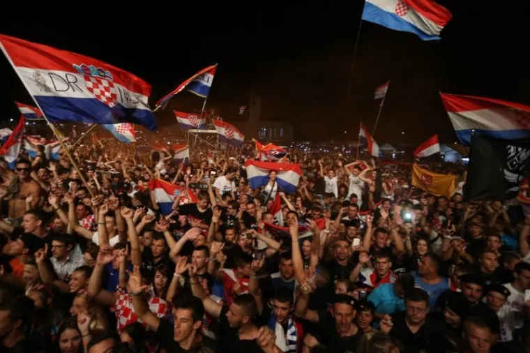 Čavoglave, Dan Pobjede