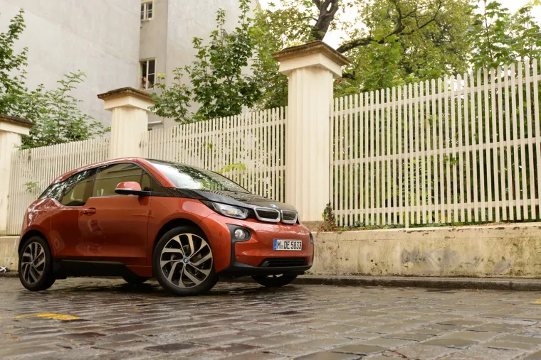 BMW-ov elektromobil razbija sve stereotipe