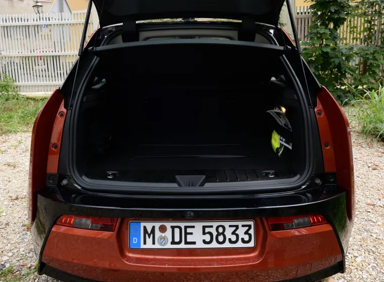 BMW-ov elektromobil razbija sve stereotipe