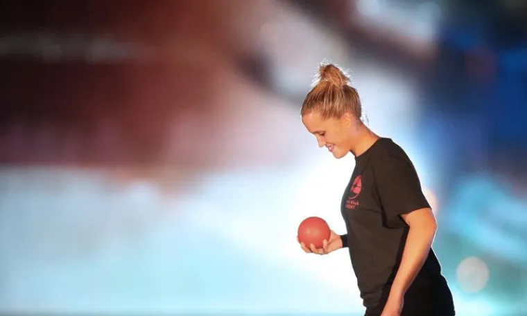 Ana Šimić s dečkom gledala natjecanje pokraj gradskih fontana
