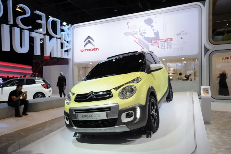 Pogledajte vrhunske 'pile' na pariškom spektaklu