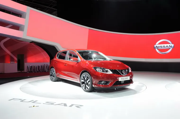 Pogledajte vrhunske 'pile' na pari&scaron;kom spektaklu