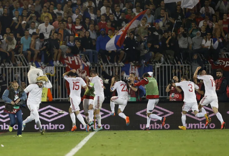 Albanija, Srbija, navijači