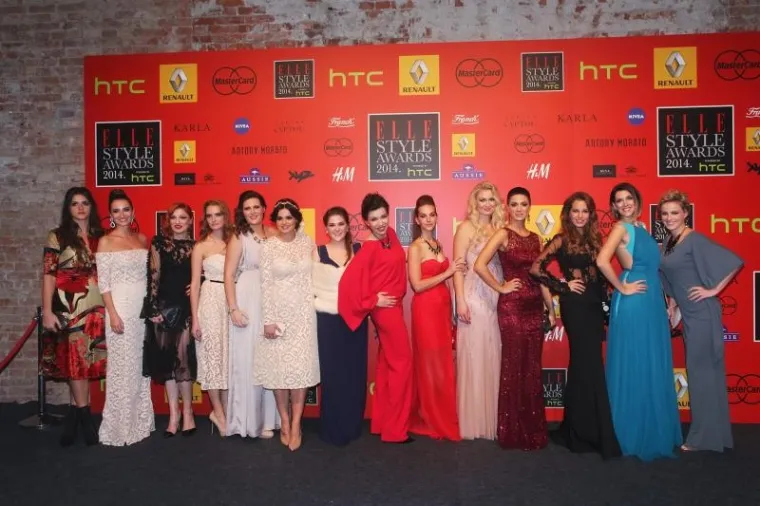 Na dodjeli Elle nagrada poznate dame zablistale u crnom i prozirnom
