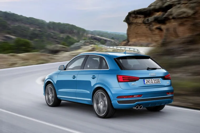 Šasija redizajniranog modela Audi Q3 kombinira agilno upravljanje s vrhunskom sigurnosti, a sveobuhvatno fino podešavanje šasije dodatno je unaprijedilo udobnost vožnje.