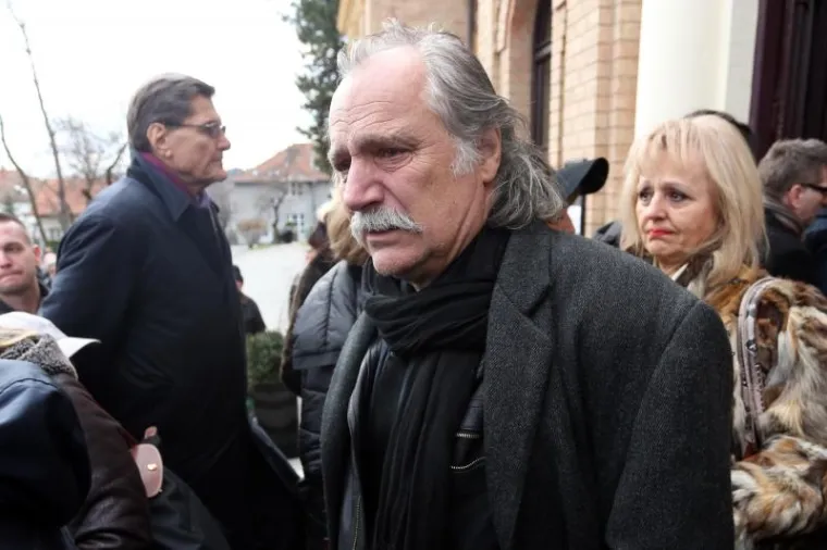Ispraćaj Kemala Montena na Mirogoju