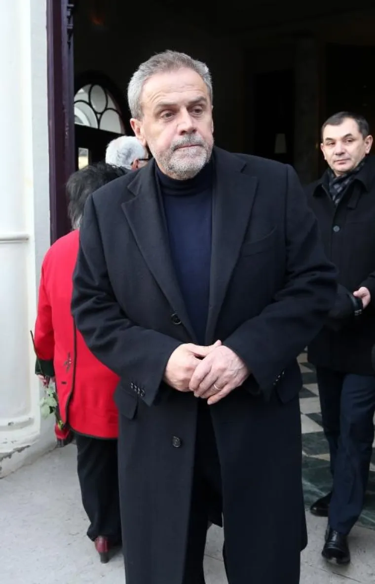 Ispraćaj Kemala Montena na Mirogoju