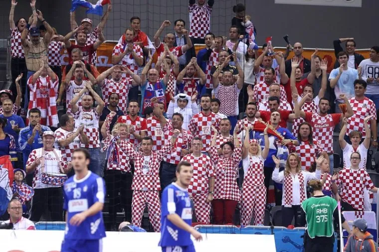 Hrvatski navijači na utakmici protiv Poljske