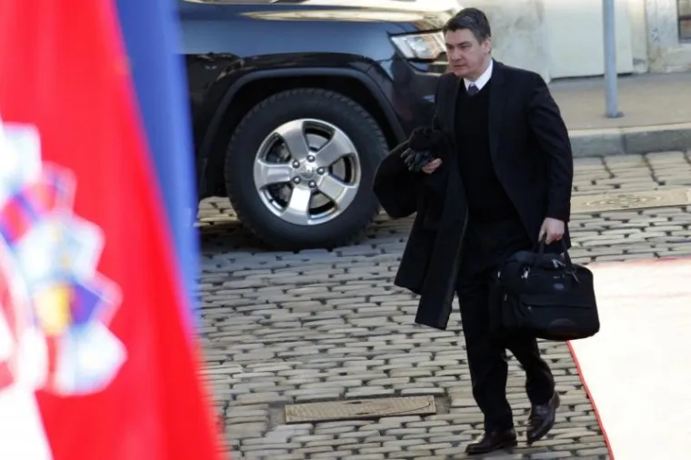 Dolazak uzvanika na svečanu inauguraciju Kolinde Grabar-Kitarović