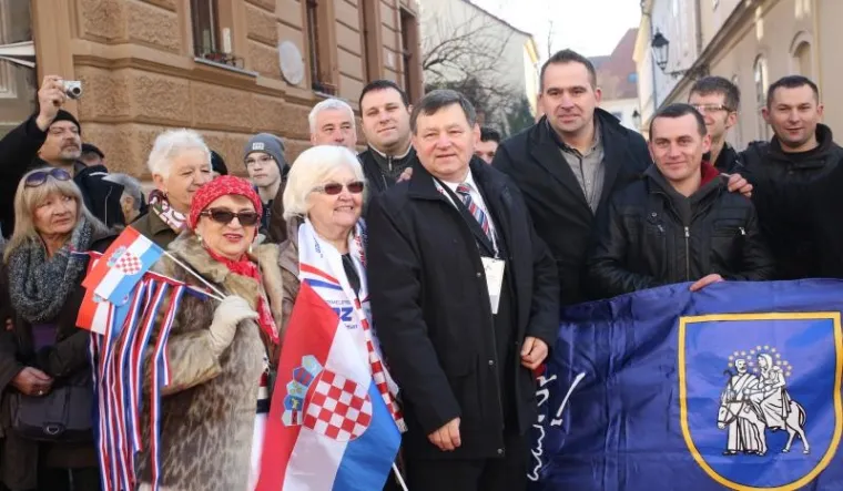 Dolazak uzvanika na svečanu inauguraciju Kolinde Grabar-Kitarović