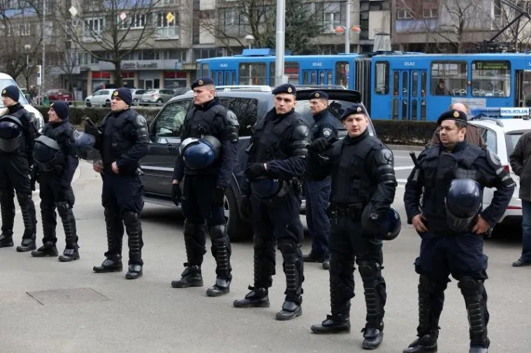 Prosvjed, branitelji, Savska