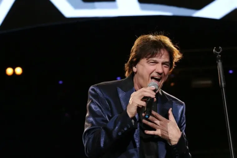 Zdravko Čolić u Areni