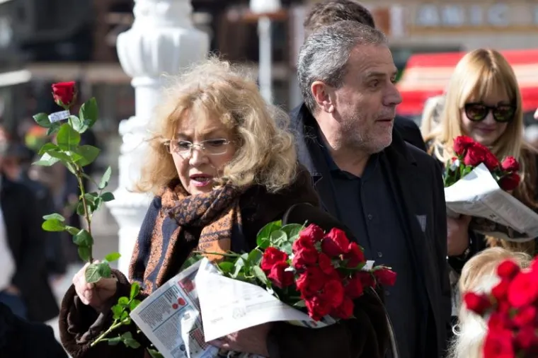 Bandić dijelio ruže sugrađankama i sugrađanima povodom Dana žena