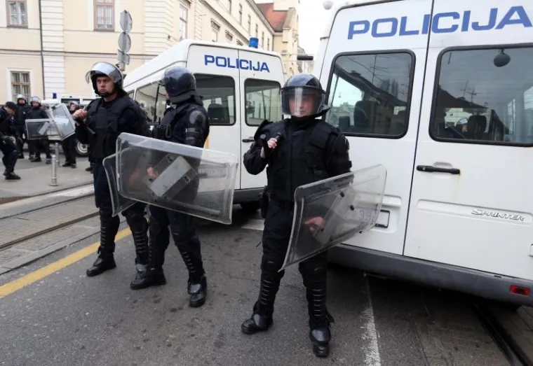 Branitelji organizirali skup podr&scaron;ke kao odgovor na prosvjed Occupy Croatie