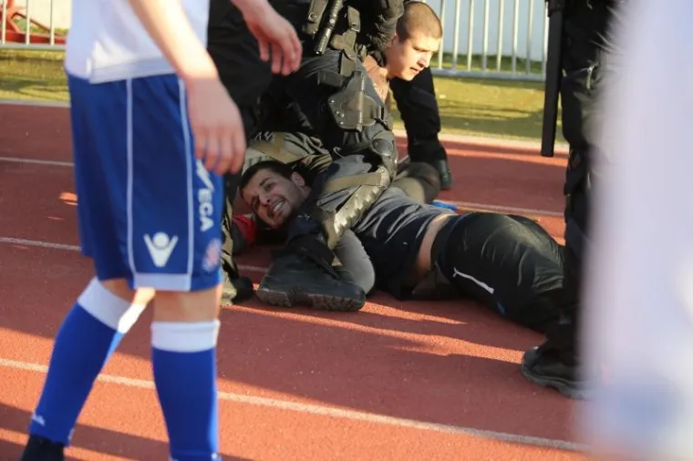 Neredi nakon utakmice Split-Hajduk