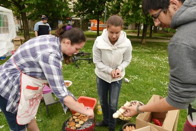 Građani diljem Hrvatske proslavili Prvi maj uz tradicionalni grah i ro&scaron;tilj