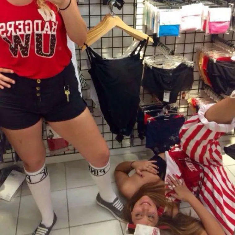 Poslastica koju prenosimo namijenjena je svim onim ljubiteljima alkoholnih pića koji se tom poroku jednostavno ne mogu oduprijeti. Svim onima koji su barem jednom u životu pre&scaron;li granicu kulturnog cuganja. Ekipa koju smo okupili je malo previ&scaron;e popila (u ovom slučaju prednjače pripadnice nježnijeg spola) te su odlučni da im nitko ne stoji na putu k dobroj zabavi. Upravo radi toga s njima se nije moglo pričati, moglo ih se samo gledati. Njihove velebne zabave zavr&scaron;ile su manje slavno, a zahvaljujući tome, postali su viralni. Pa uživajte i učite na tuđim gre&scaron;kama.