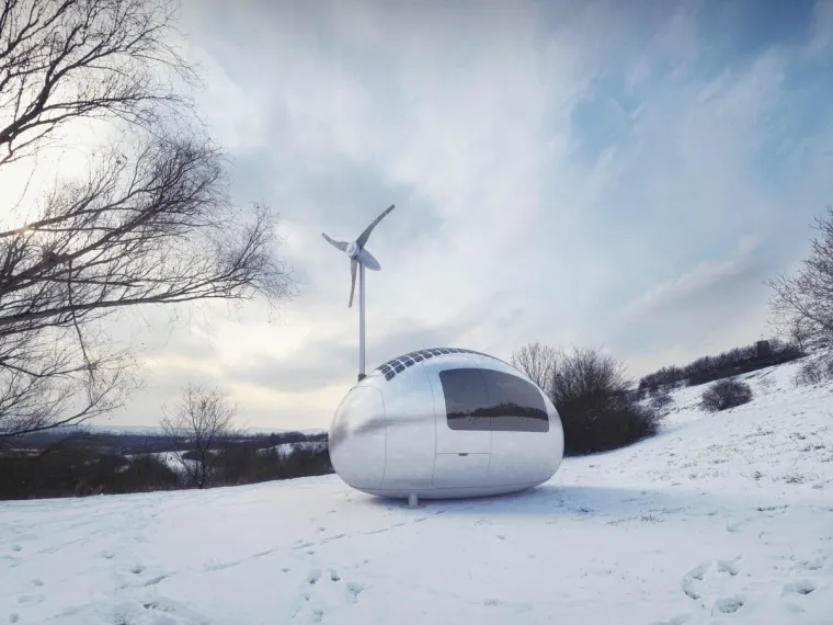 Ova kućica iskorištava kišnicu i uklanja bakterije iz vode, a za napajanje koristi energiju sunca i vjetra.