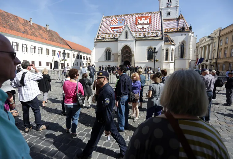 Turisti ne mare za blokadu Trga sv. Marka