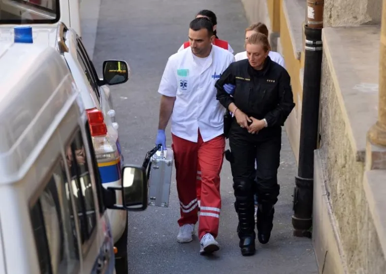 Žrtva sukoba u Ćirilometodskoj: liječnici ukazali pomoć interventnoj policajki