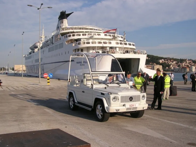 Papamobil na putu za Sarajevo stigao u Split!