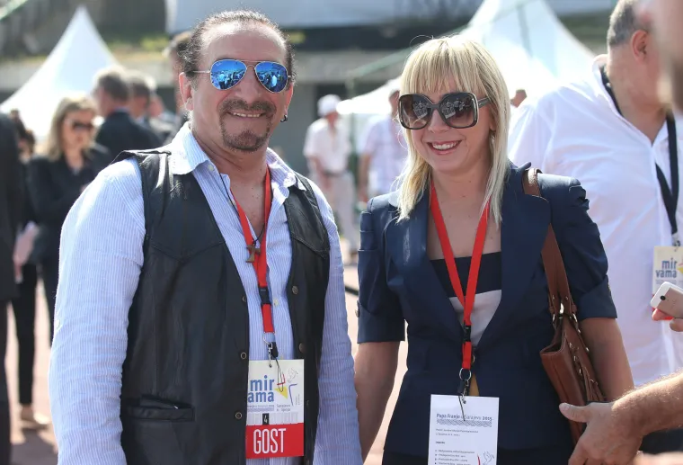 Susret s Papom nisu htjeli propustiti ni Milijan Brkić, Josipa Rimac, Ivan Šuker i Milan Bandić